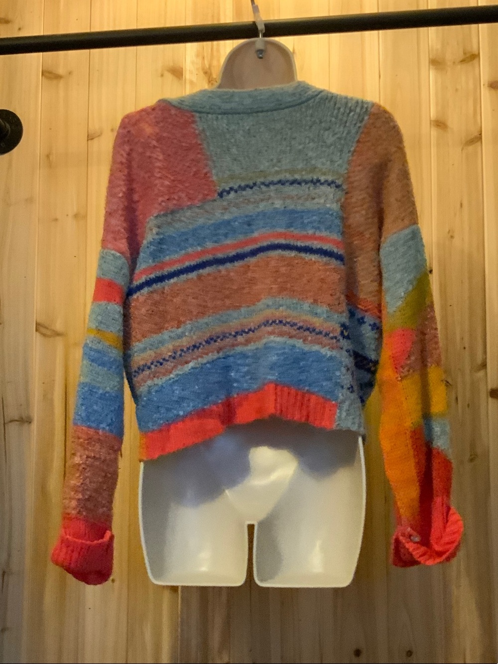 Multicolor Patterned V-Neck Women's Cardigan Sweater - Picture 3 of 3